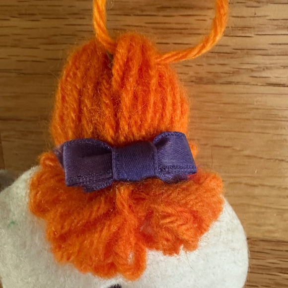 American Greetings 1983 Yarn Angel Christmas Ornament - Picture 7 of 8